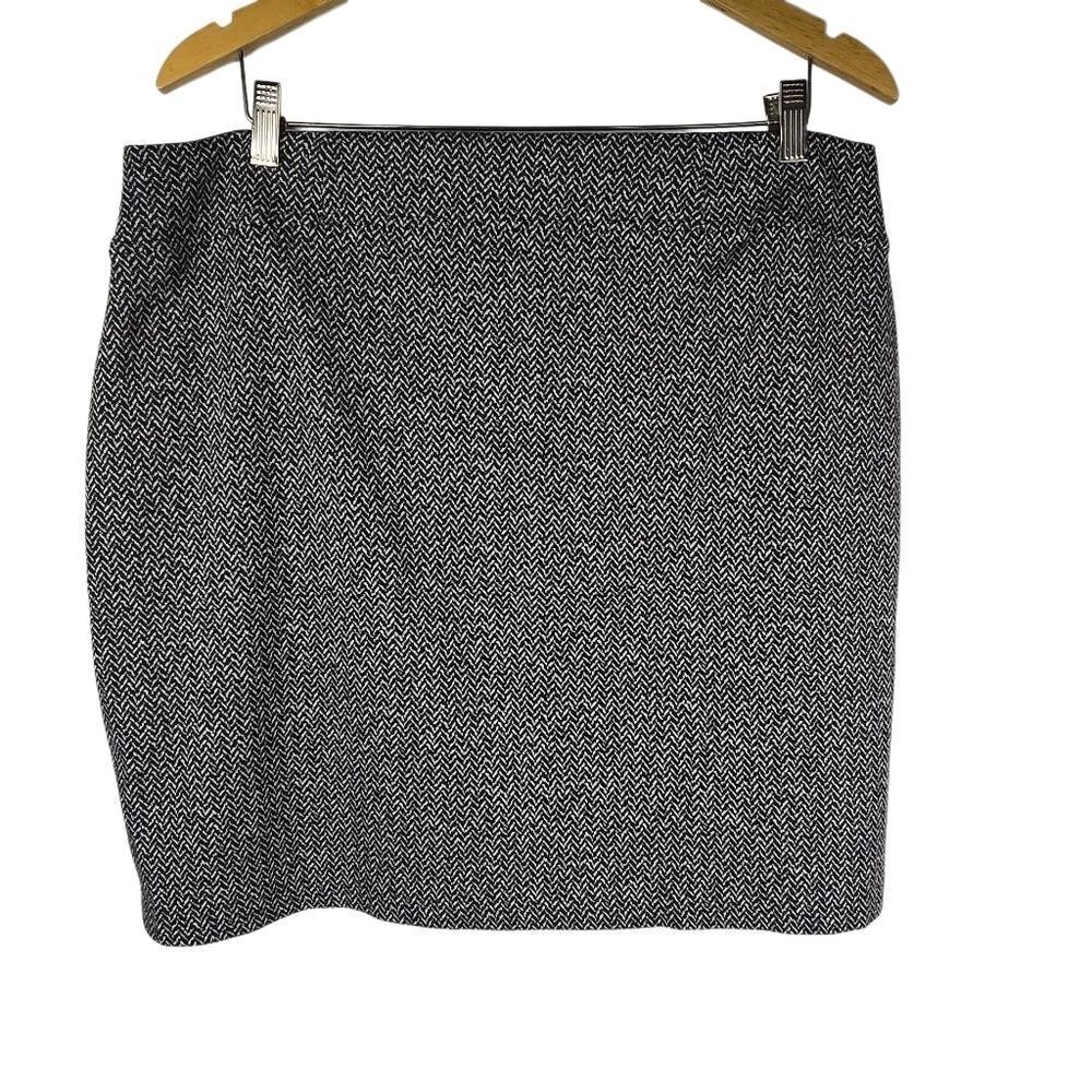 Apt. 9 Black & White Chevron Pencil Skirt Size
